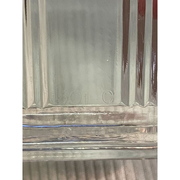 Vintage Pyrex Refrigerator Dishes Red Used Small Square Set of 2 Some Wear - Picture 10 of 16